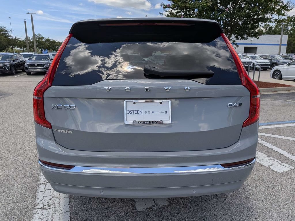Used 2024 Volvo XC90 B6 Plus AWD/4WD image 5
