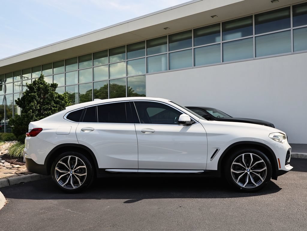 Used 2020 BMW X4 xDrive30i w/ Premium Package AWD/4WD image 4