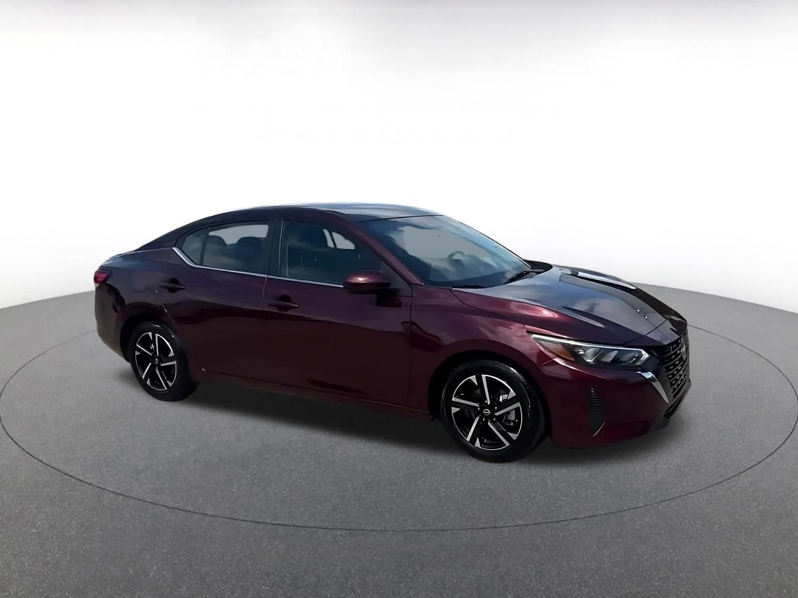 Used 2025 Nissan Sentra SV FWD image 2
