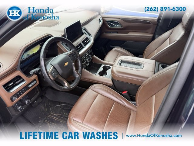 Used 2022 Chevrolet Suburban High Country AWD/4WD image 5