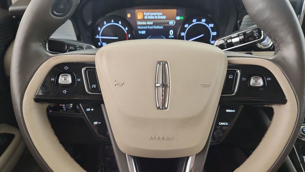 Used 2021 Lincoln Corsair AWD w/ Equipment Group 101A image 11