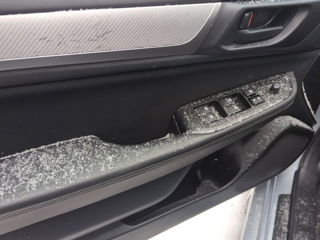 Used 2015 Subaru Legacy 2.5i image 8