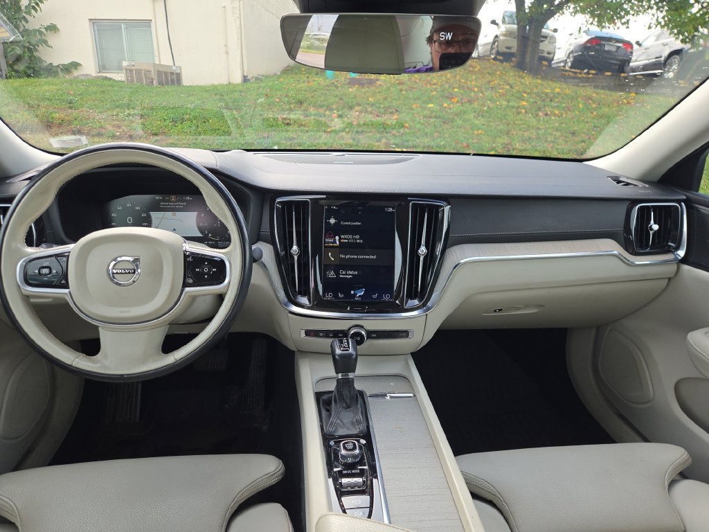 Used 2019 Volvo S60 T5 Inscription FWD image 14