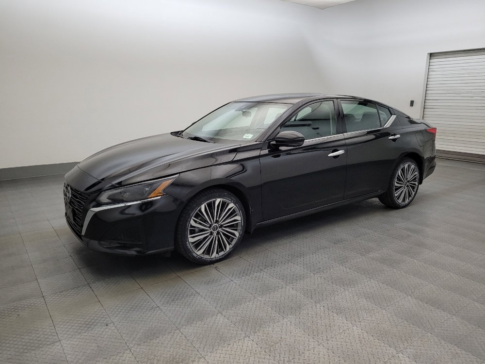 Used 2023 Nissan Altima 2.5 SL AWD/4WD image 2
