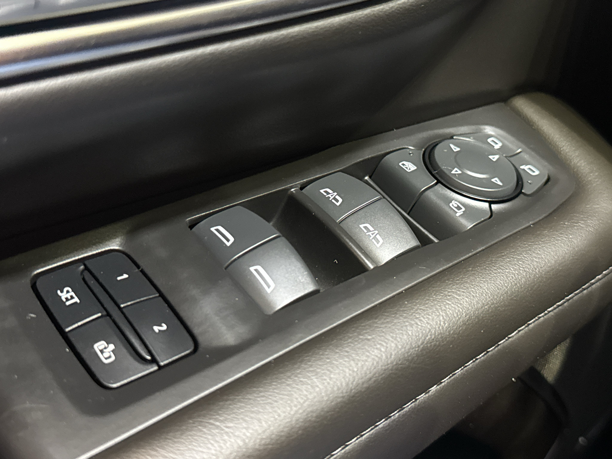 Used 2024 Chevrolet Tahoe LT w/ LT Signature Plus Package AWD/4WD image 34