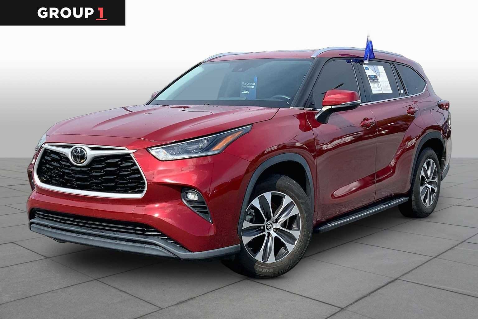 Used 2021 Toyota Highlander XLE FWD image 1