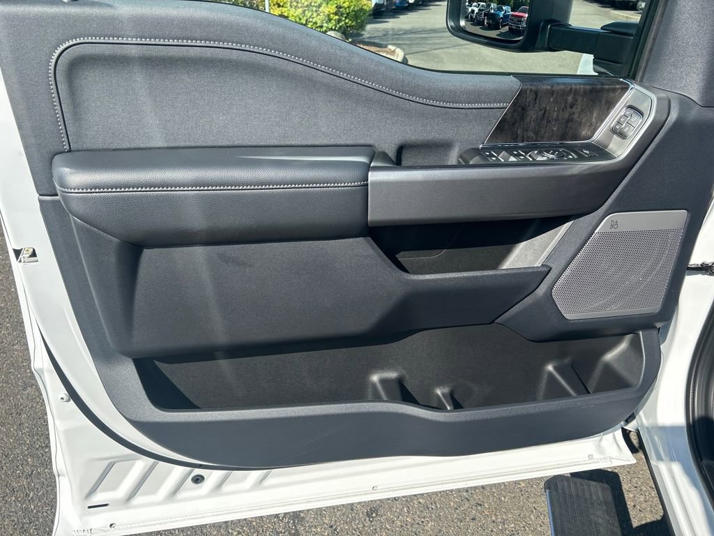 New 2026 Ford F250 Lariat image 14