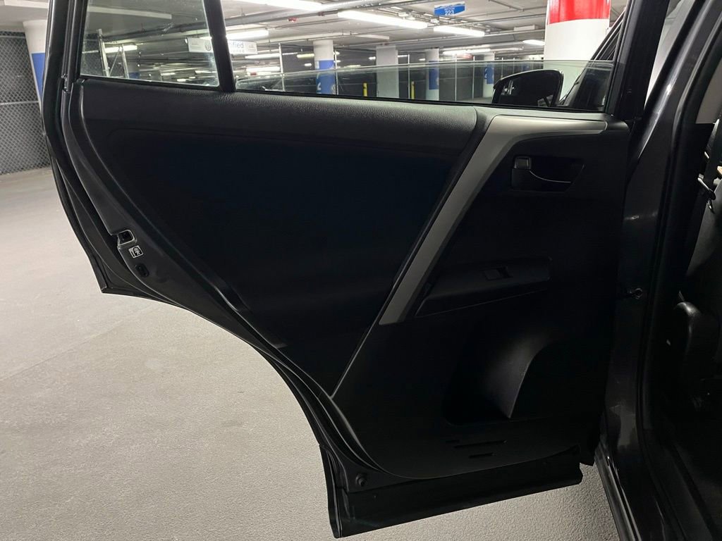Used 2017 Toyota RAV4 LE image 16