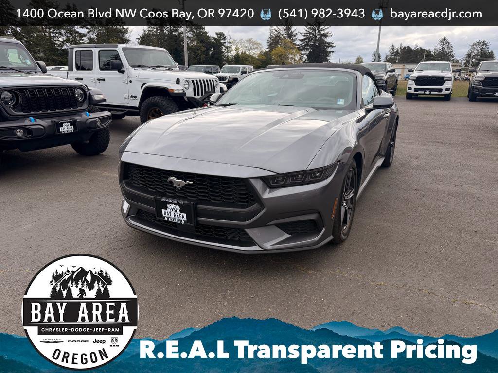 Used 2025 Ford Mustang Premium RWD image 1