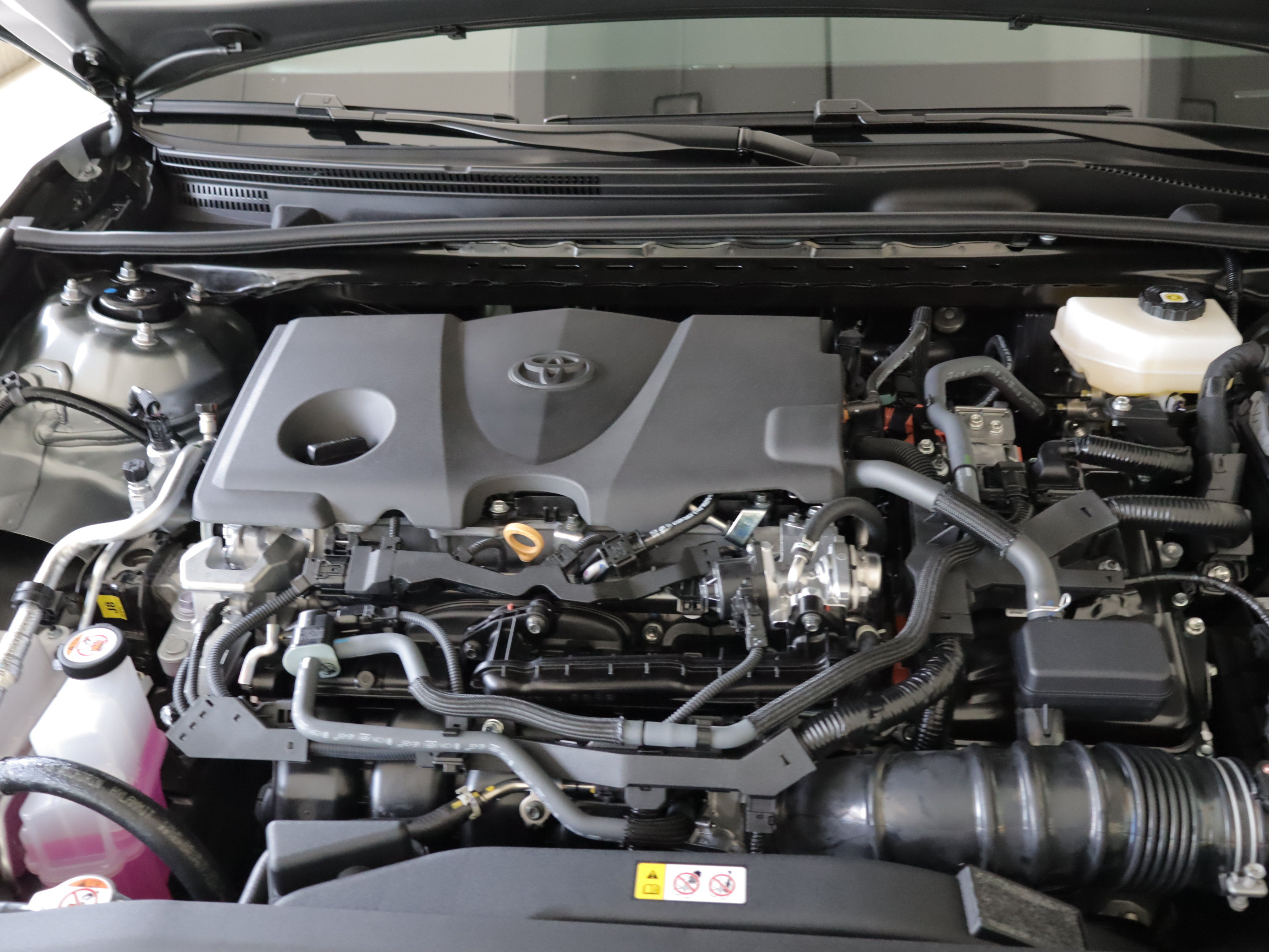 New 2026 Toyota Camry SE FWD image 24