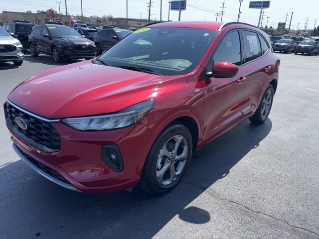 Certified 2023 Ford Escape ST-Line Select AWD/4WD image 19
