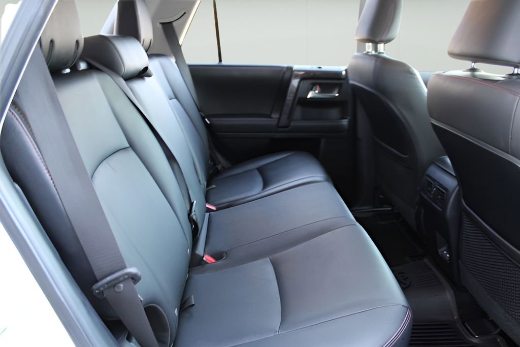 Certified 2024 Toyota 4Runner TRD Off-Road Premium w/ Off Road Premium Plus Package AWD/4WD image 23