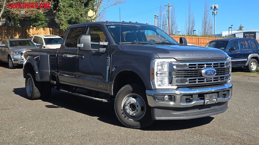 Used 2024 Ford F350 XLT image 1
