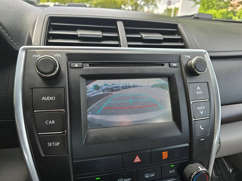 Used 2016 Toyota Camry LE FWD image 25