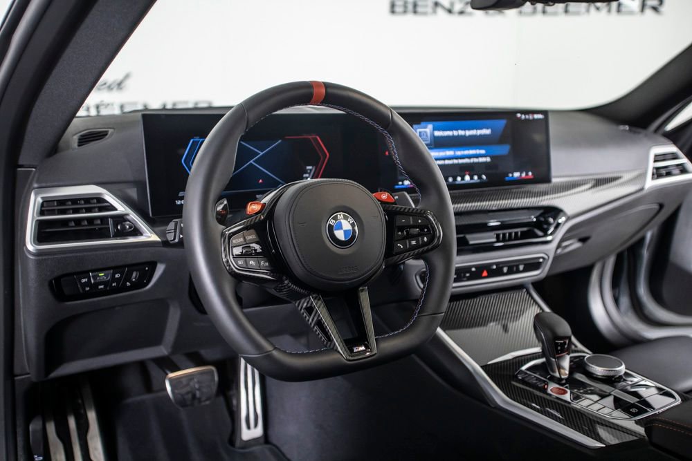 Used 2025 BMW M2 w/ Lighting Package image 23