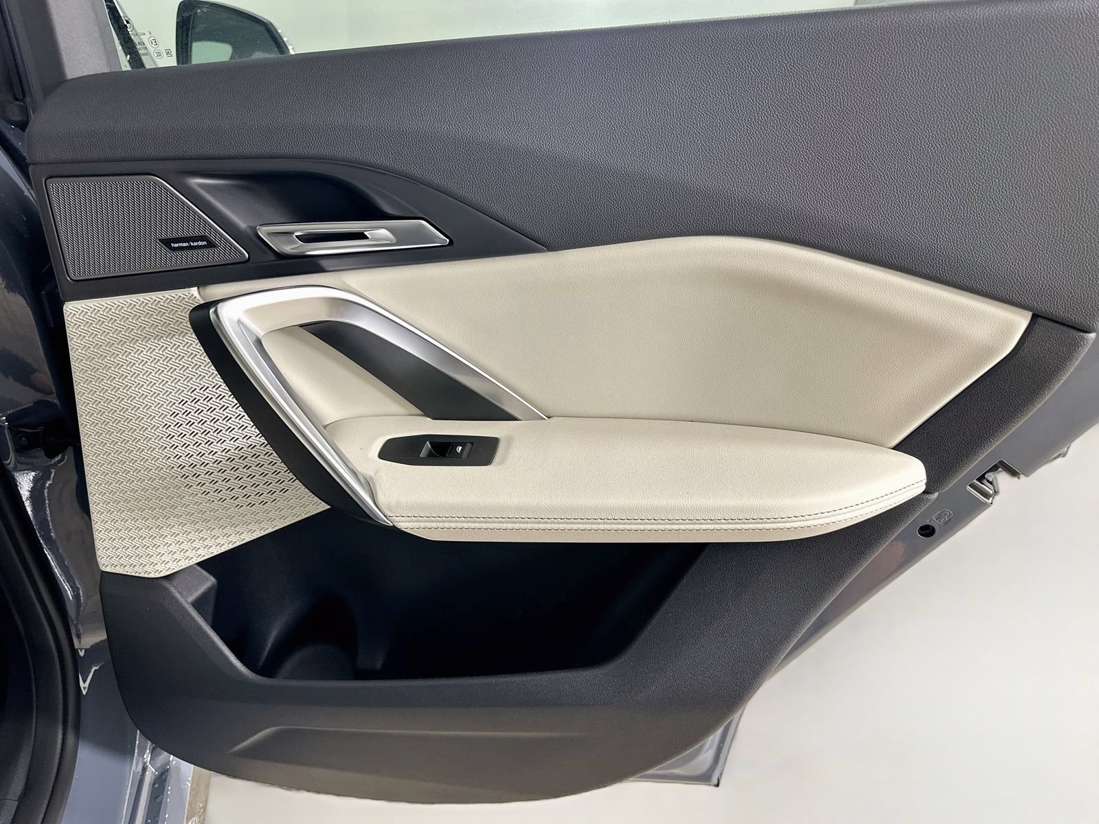 New 2027 BMW X1 xDrive28i AWD/4WD image 39