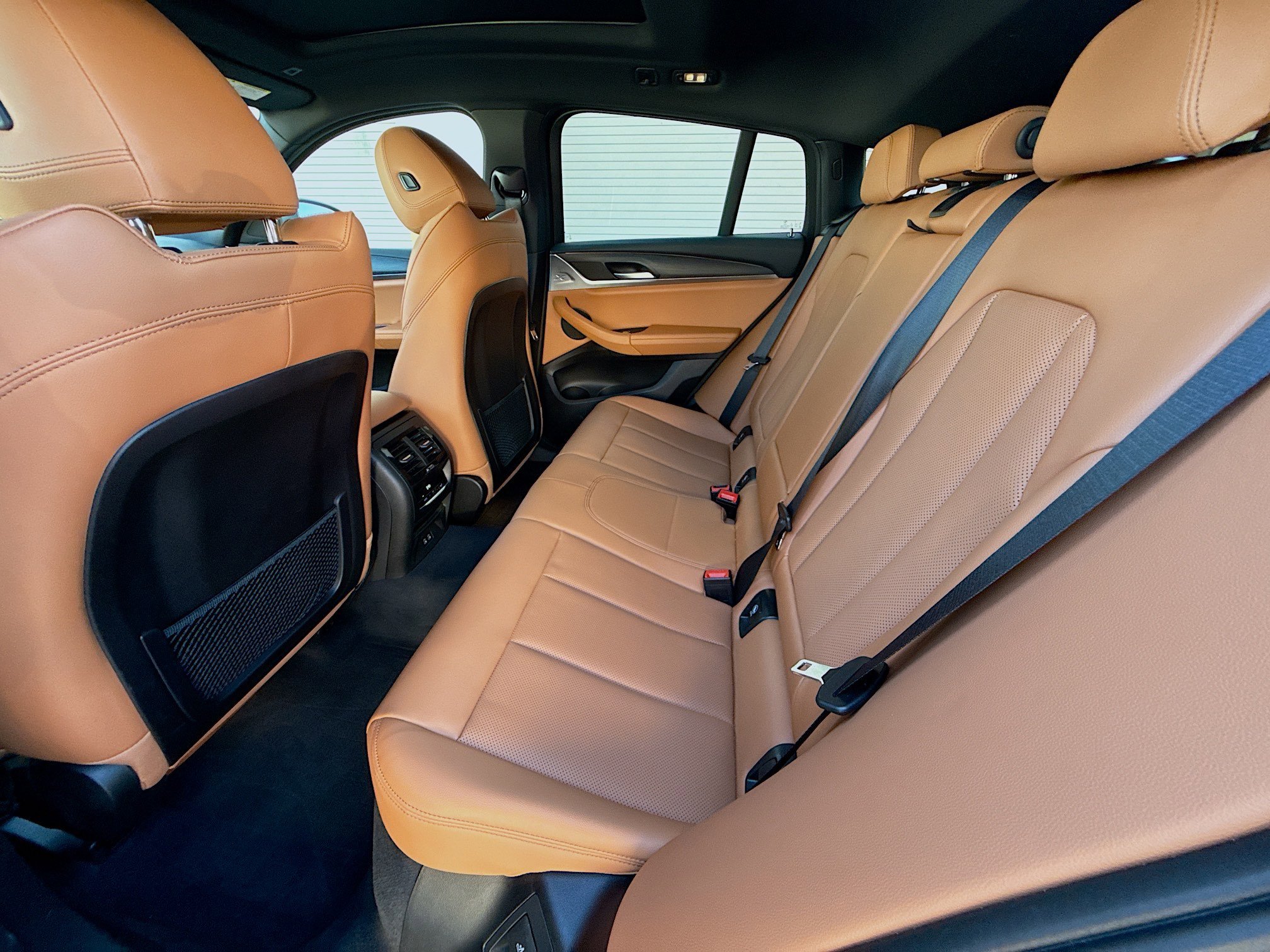 Used 2023 BMW X4 xDrive30i w/ Premium Package image 25