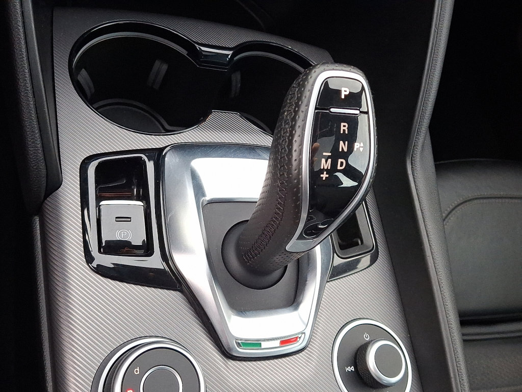 Used 2020 Alfa Romeo Giulia Ti Sport w/ Quick Order Package 22S Sport image 30