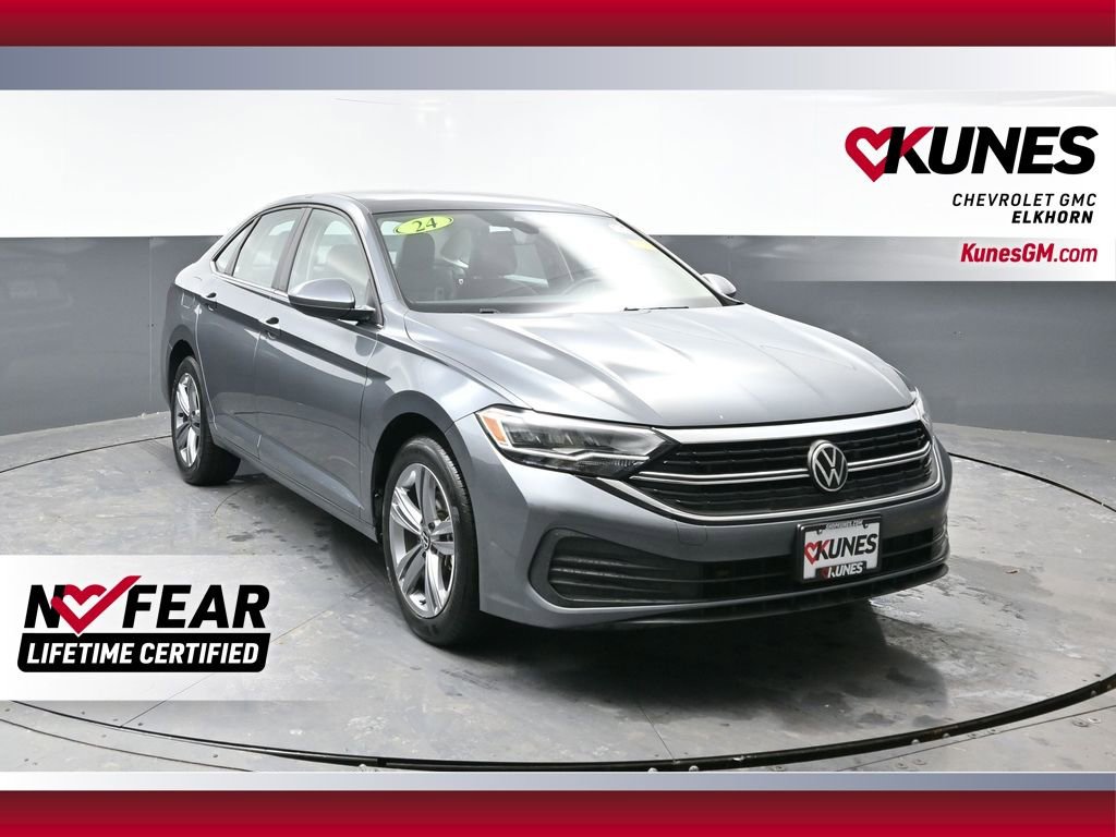 Used 2024 Volkswagen Jetta SE video 1