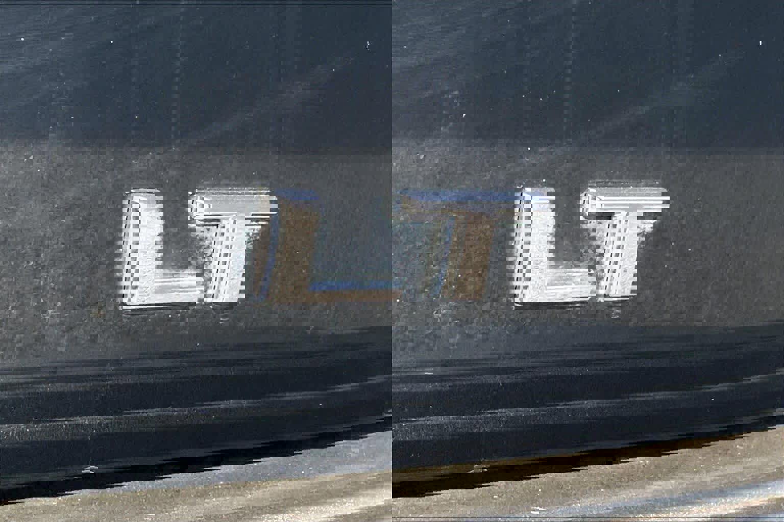 Used 2021 Chevrolet Suburban LT w/ LT Signature Package image 10