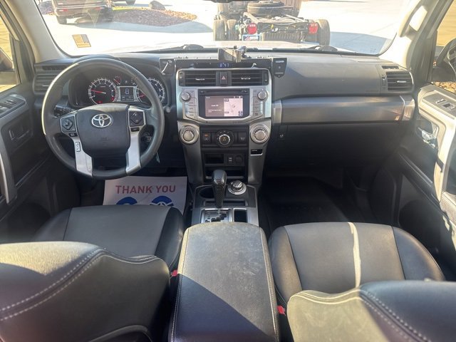 Used 2017 Toyota 4Runner SR5 Premium image 13