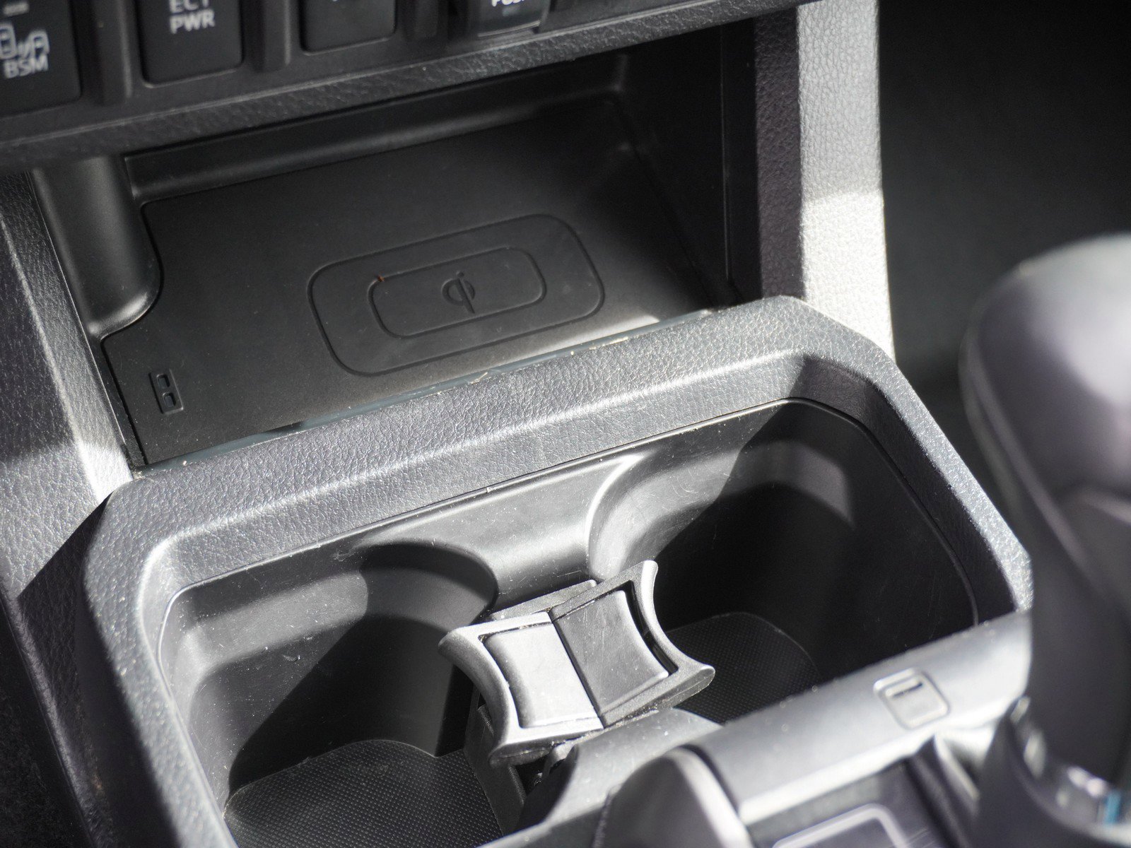 Used 2020 Toyota Tacoma TRD Off-Road image 23