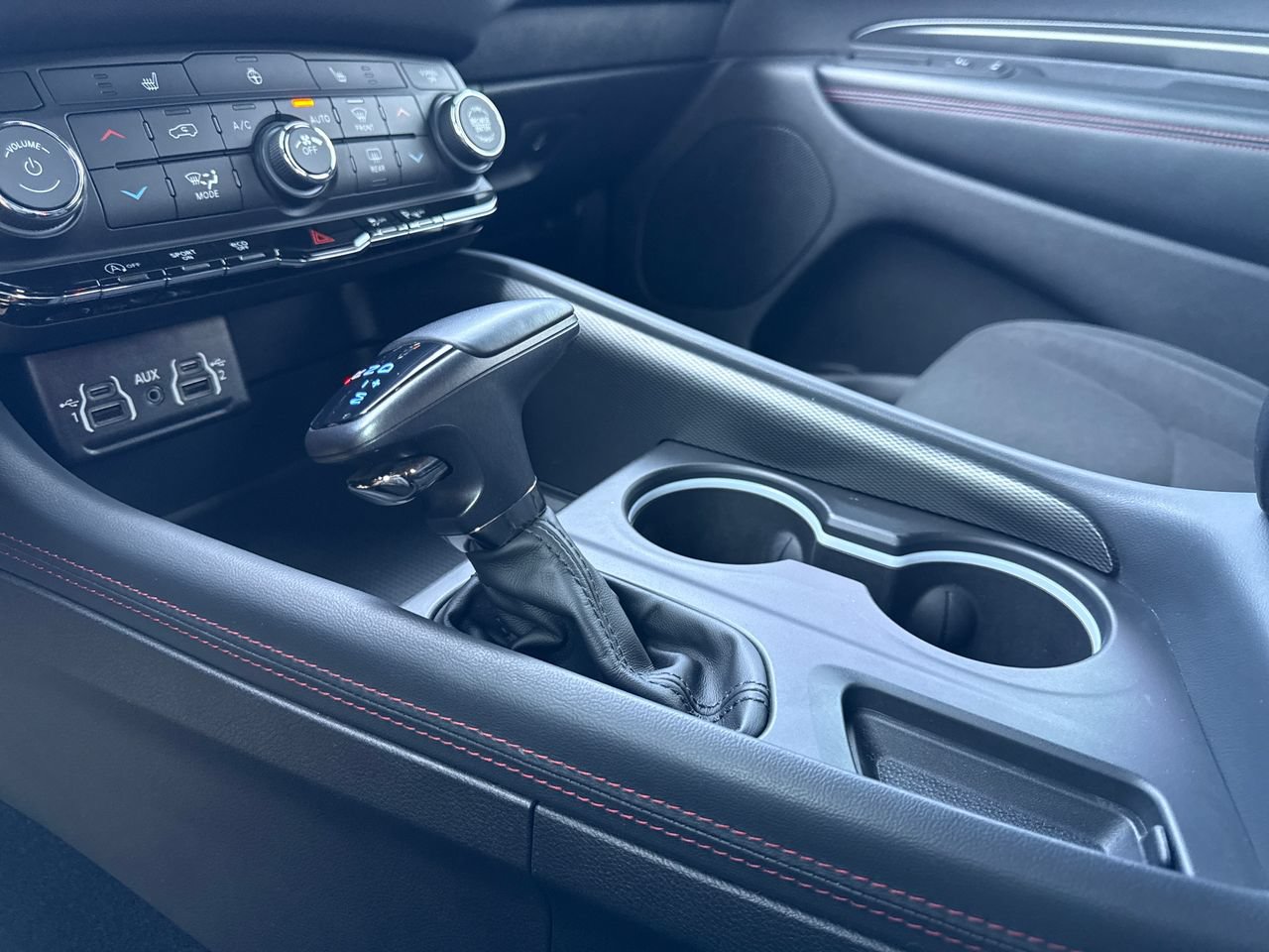 Used 2023 Dodge Durango GT RWD image 22