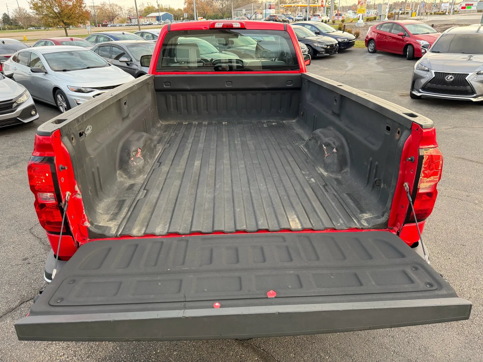 Used 2018 Chevrolet Silverado 2500 W/T w/ Snow Plow Prep Package AWD/4WD image 17
