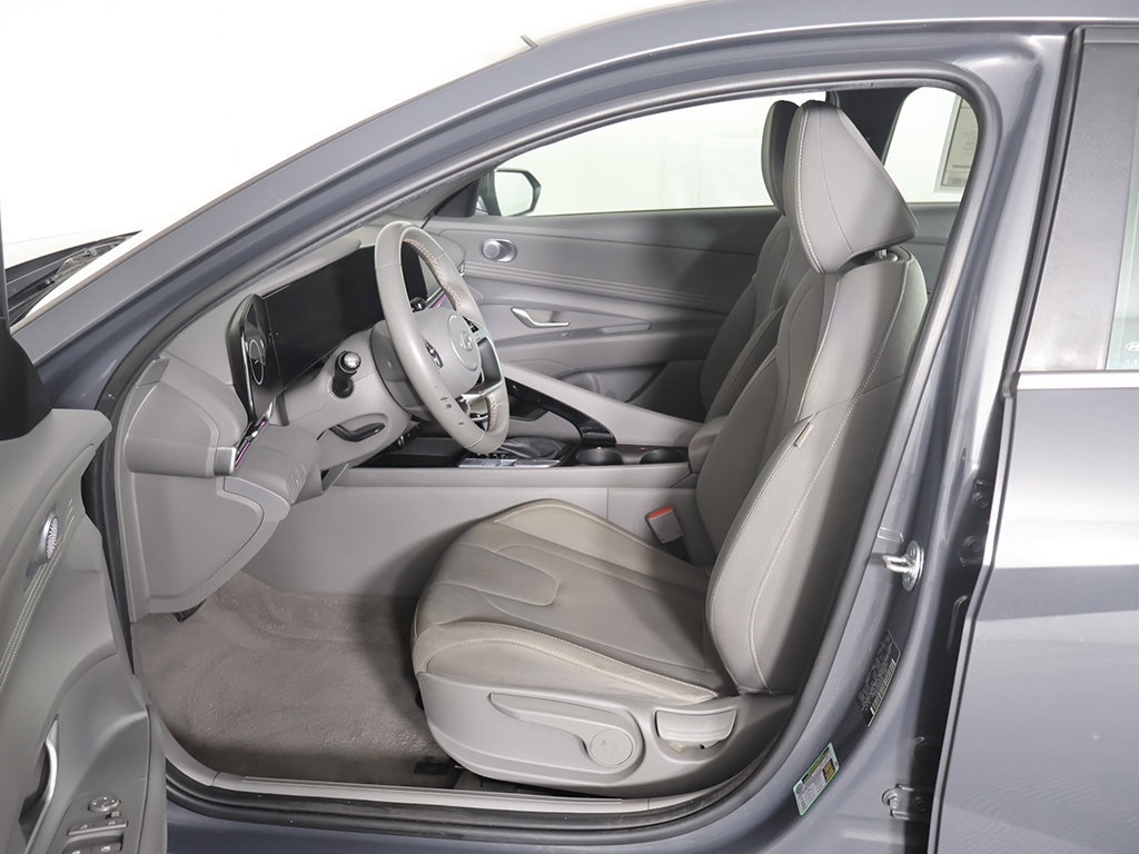 Used 2024 Hyundai Elantra SEL w/ Convenience Package FWD image 29