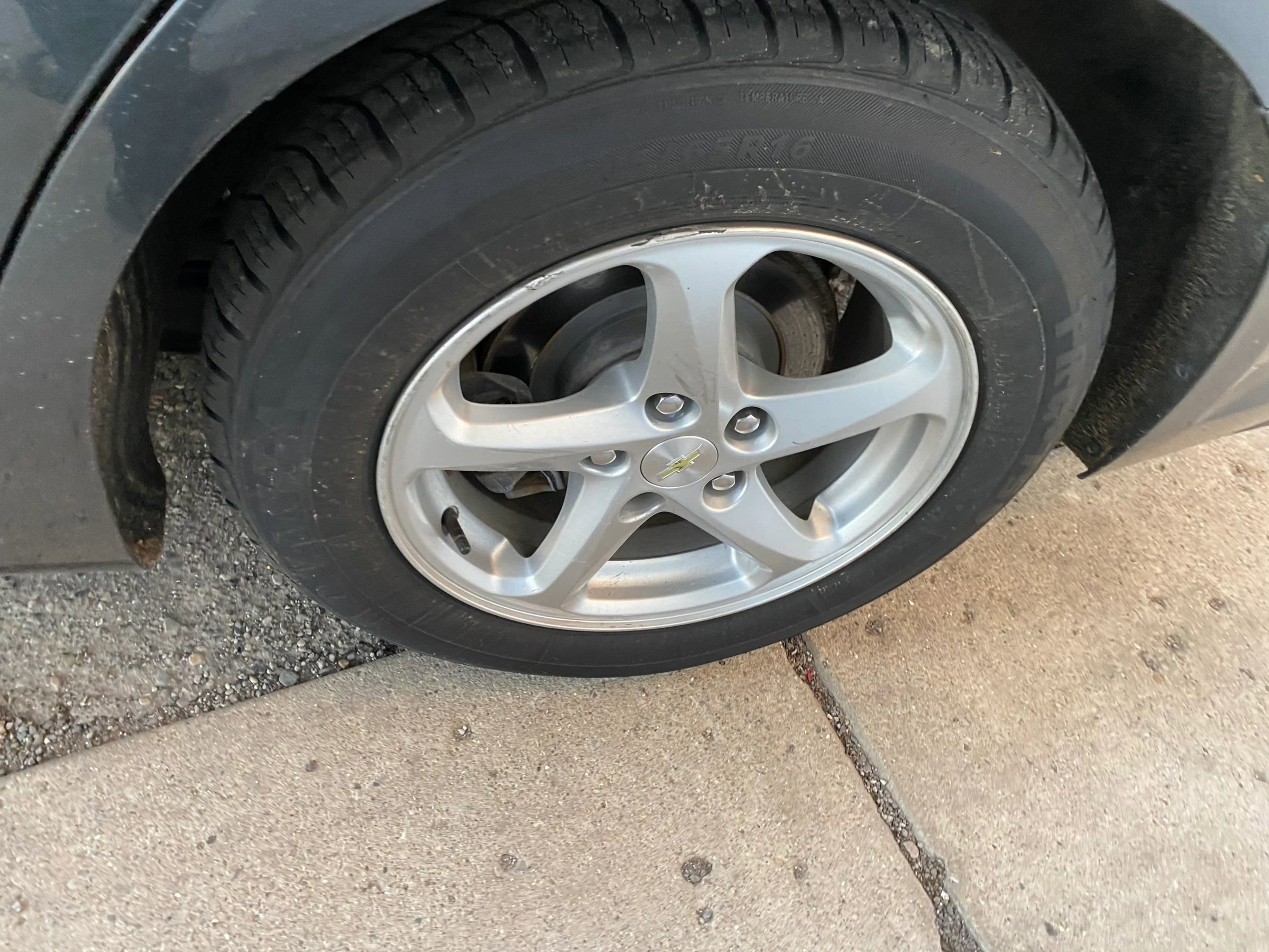 Used 2017 Chevrolet Malibu LS image 21