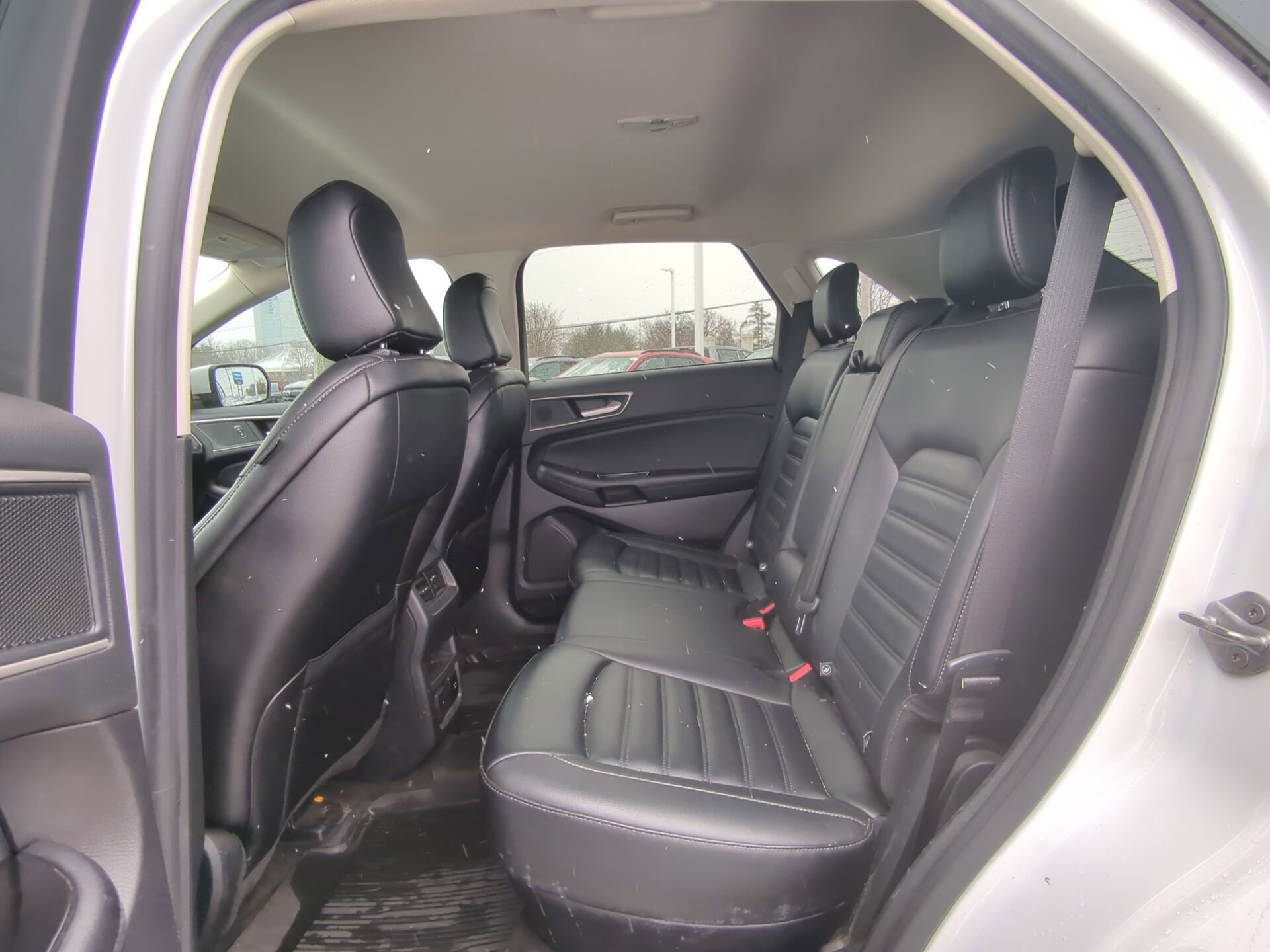 Used 2020 Ford Edge SEL w/ Convenience Package image 10