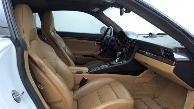 Used 2015 Porsche 911 Turbo S AWD/4WD image 18