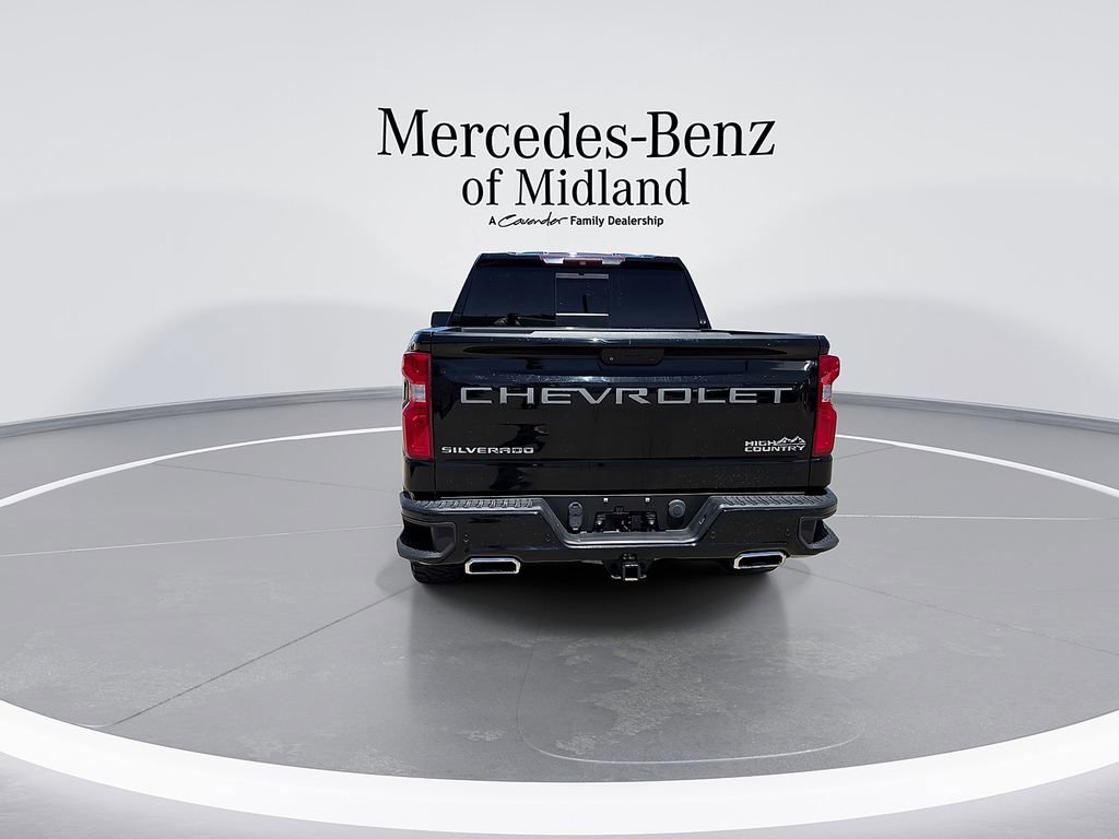 Used 2019 Chevrolet Silverado 1500 High Country w/ Technology Package AWD/4WD image 7