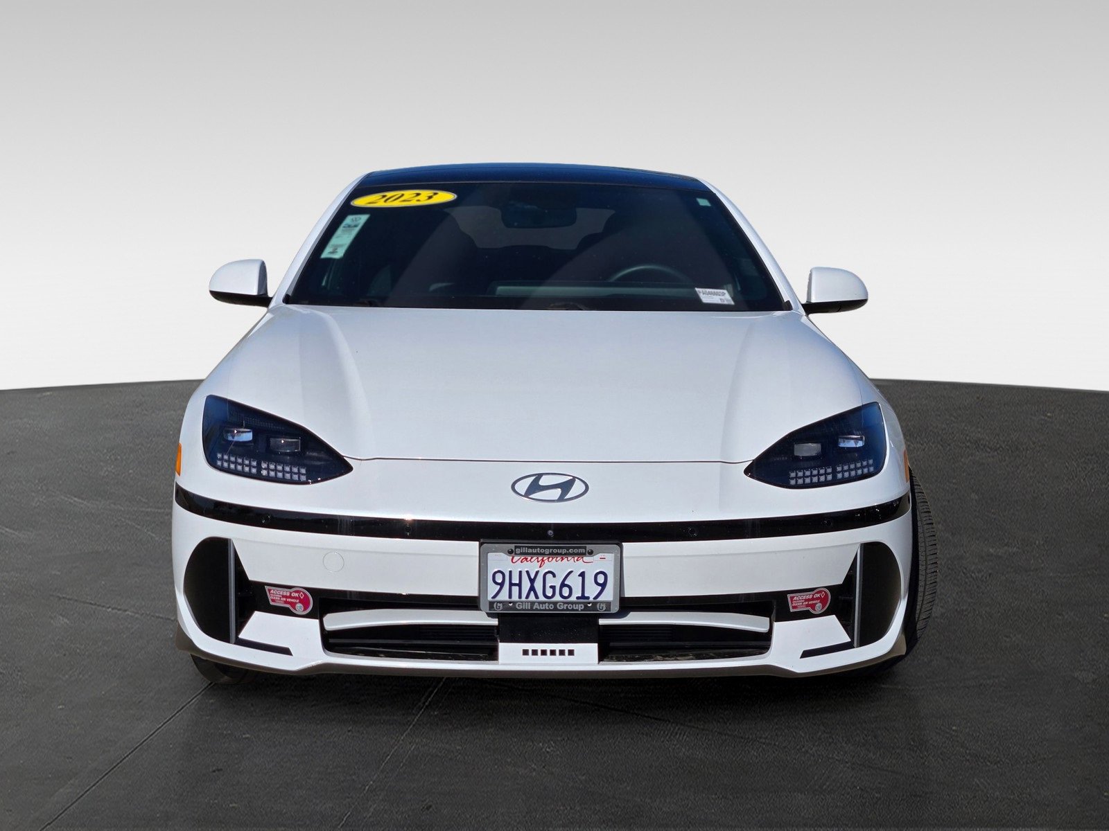 Used 2023 Hyundai Ioniq 6 Limited image 2