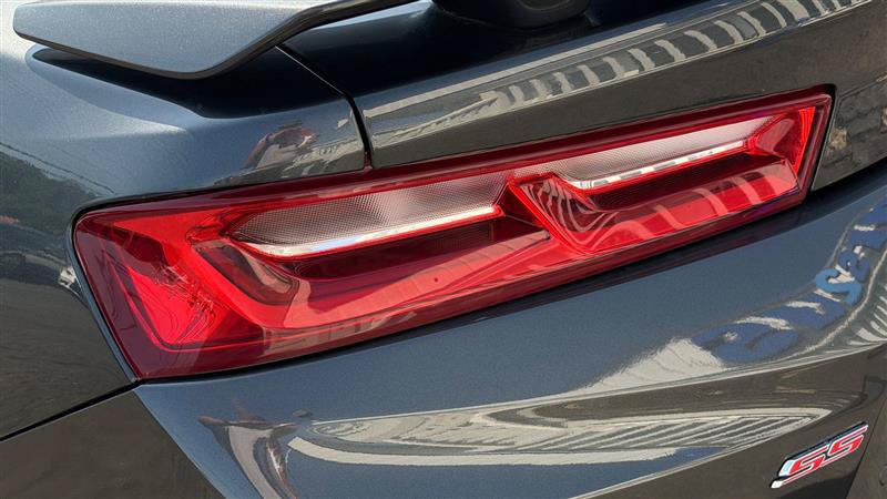 Used 2017 Chevrolet Camaro SS RWD image 14