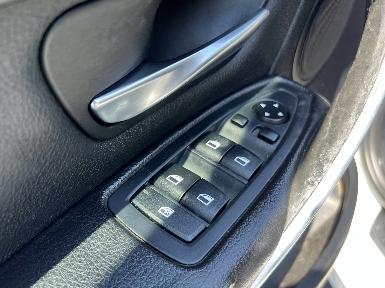 Used 2015 BMW 328i Sedan image 8