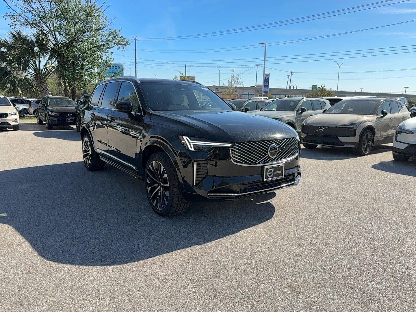 New 2026 Volvo XC90 T8 Plus w/ Protection Package Premier AWD/4WD image 7