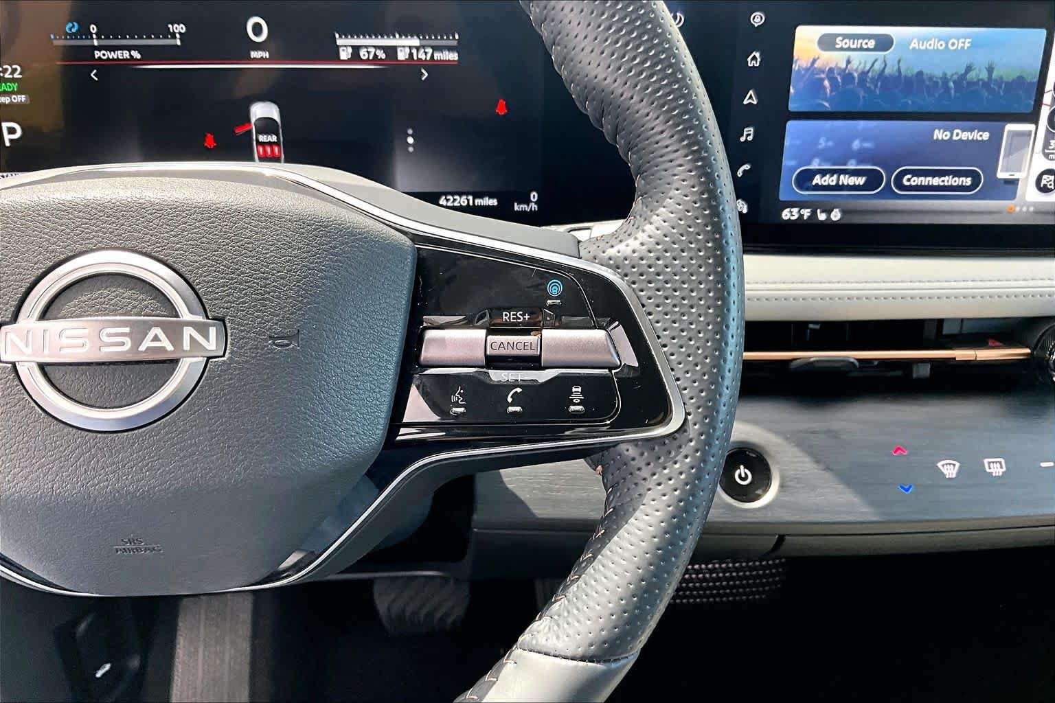 Certified 2023 Nissan Ariya FWD image 23