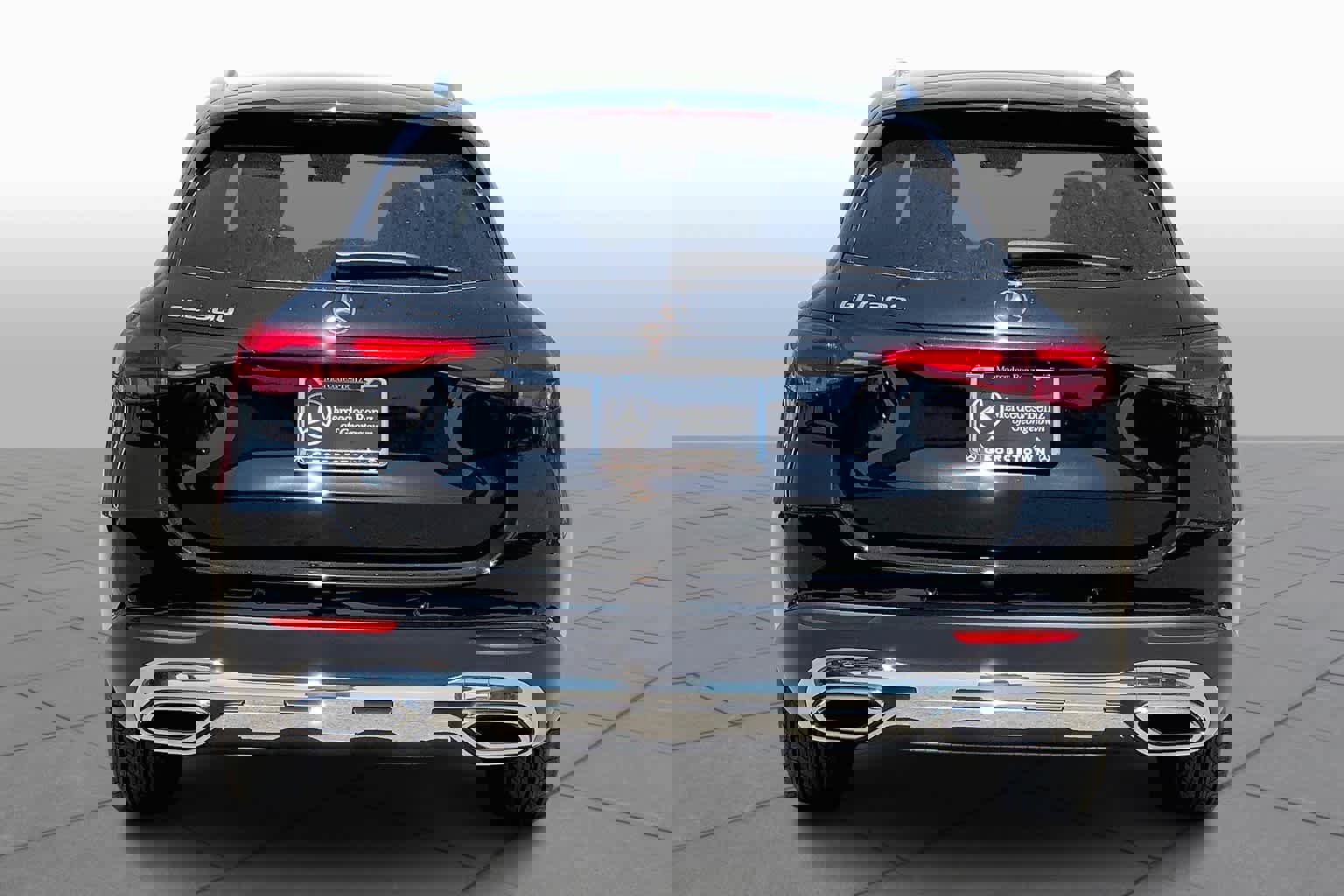 Certified 2025 Mercedes-Benz GLC 300 image 5