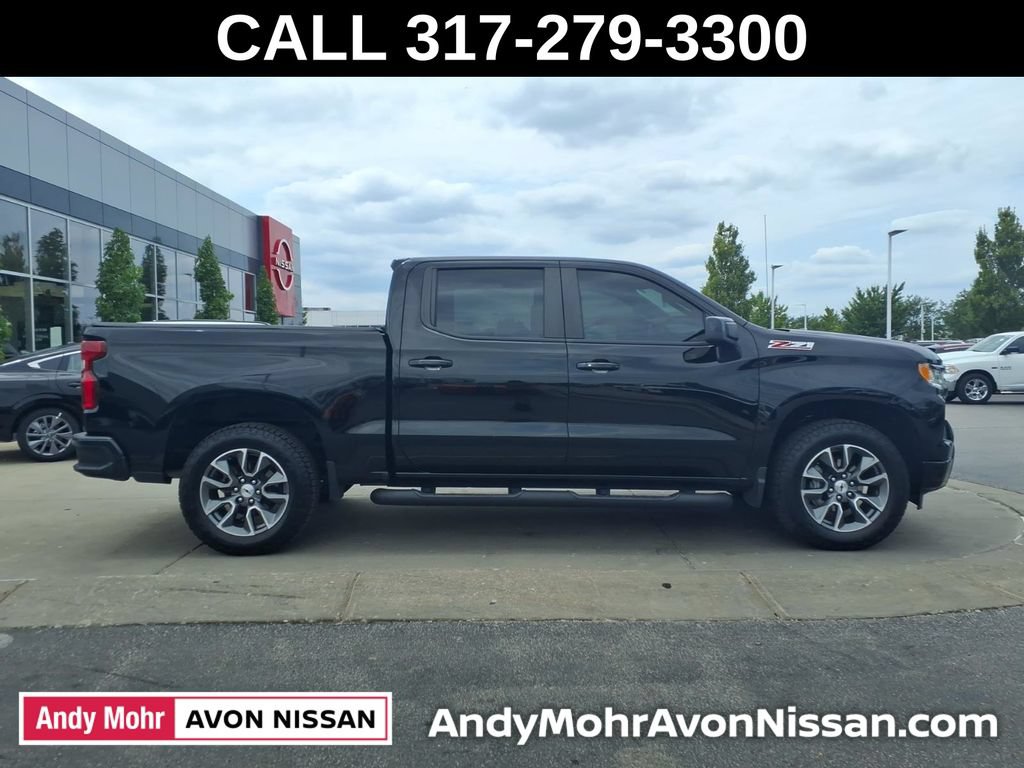 Used 2023 Chevrolet Silverado 1500 RST w/ Z71 Off-Road Package AWD/4WD image 8