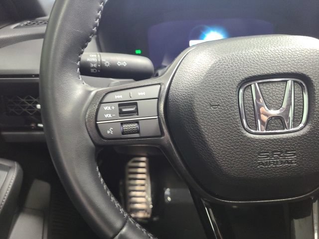 Used 2025 Honda Accord Sport image 27