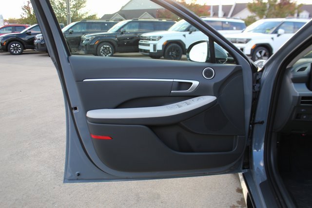 New 2026 Hyundai Sonata SEL image 8