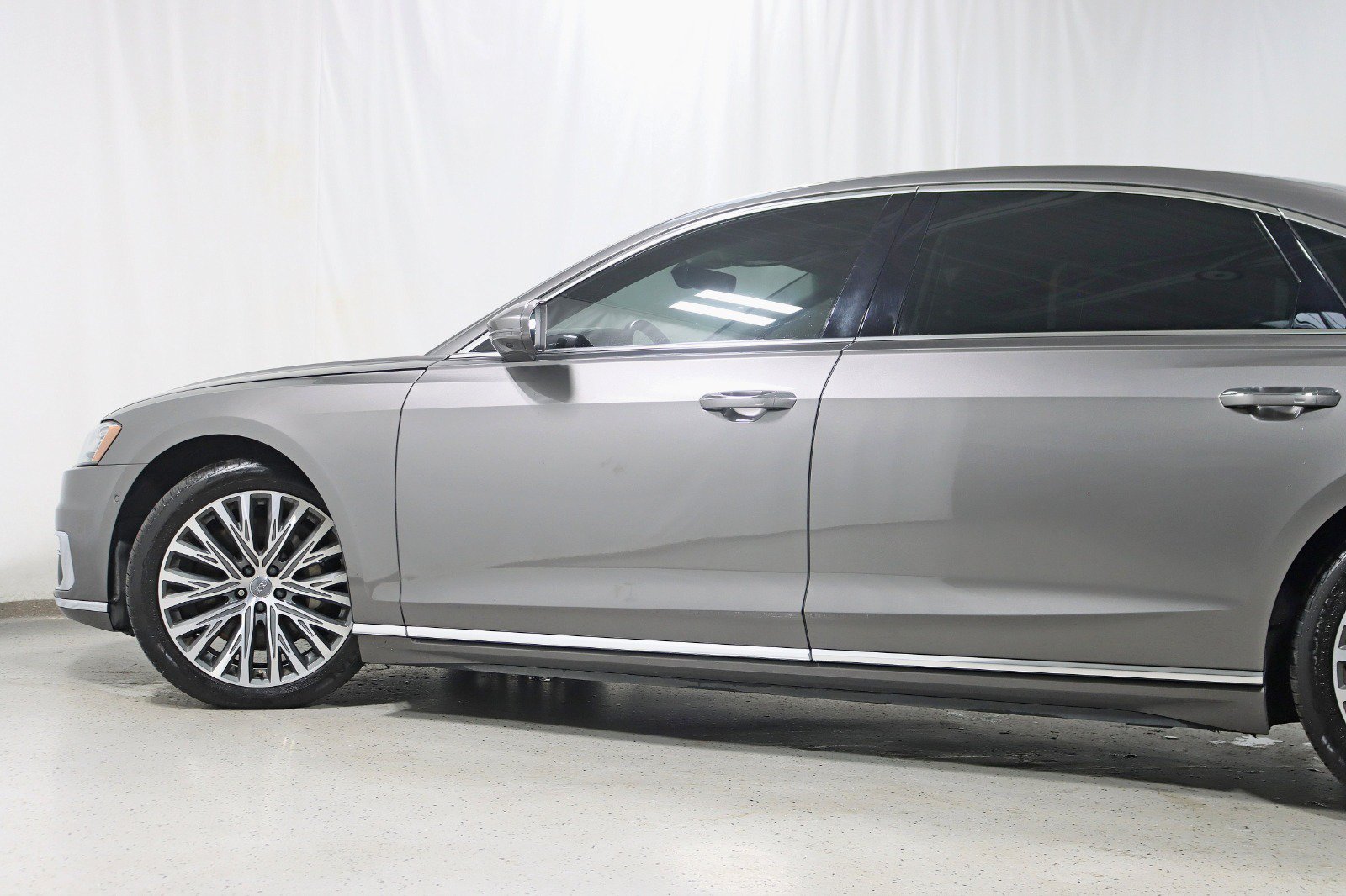 Used 2020 Audi A8 L 3.0T w/ Executive Package AWD/4WD image 11
