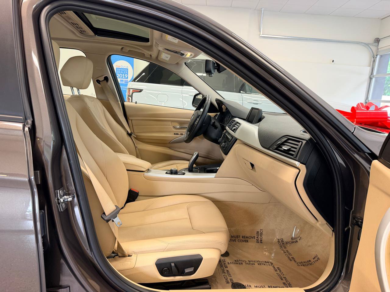 Used 2012 BMW 328i Sedan RWD image 24