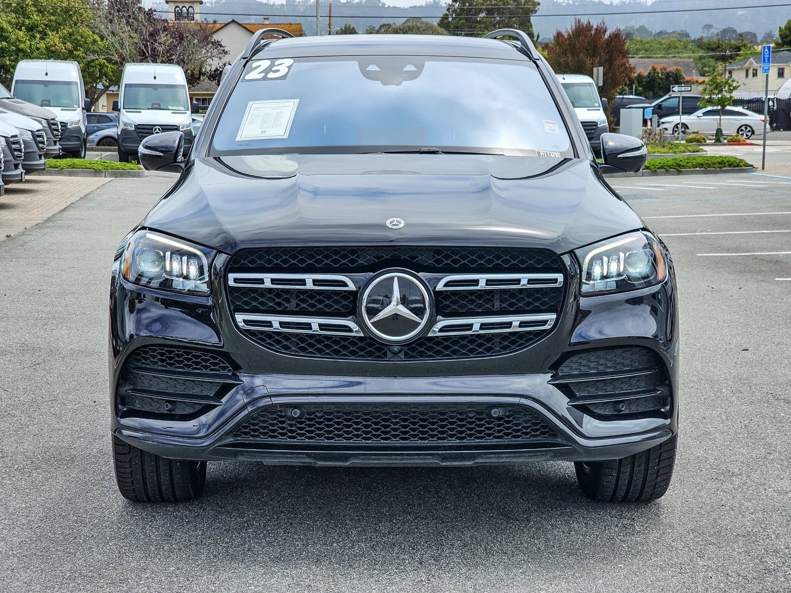 Used 2023 Mercedes-Benz GLS 580 4MATIC image 2