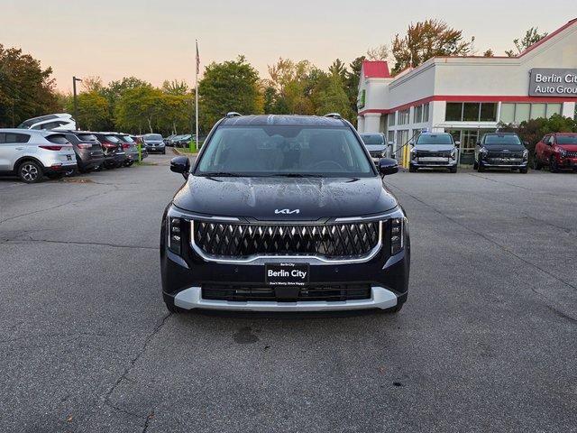 New 2026 Kia Carnival EX image 2