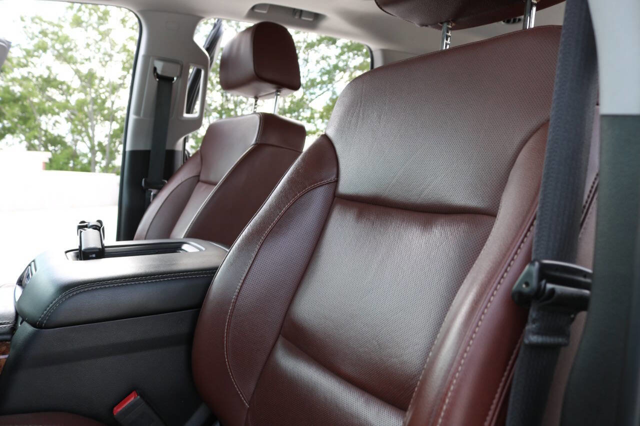 Used 2019 Chevrolet Tahoe Premier w/ Premier Plus Edition AWD/4WD image 90