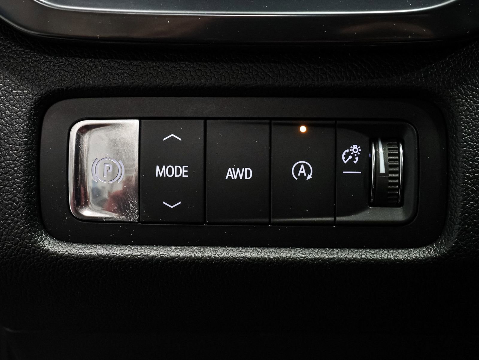 New 2026 GMC Acadia AT4 w/ LPO, Floor Liner Package image 32