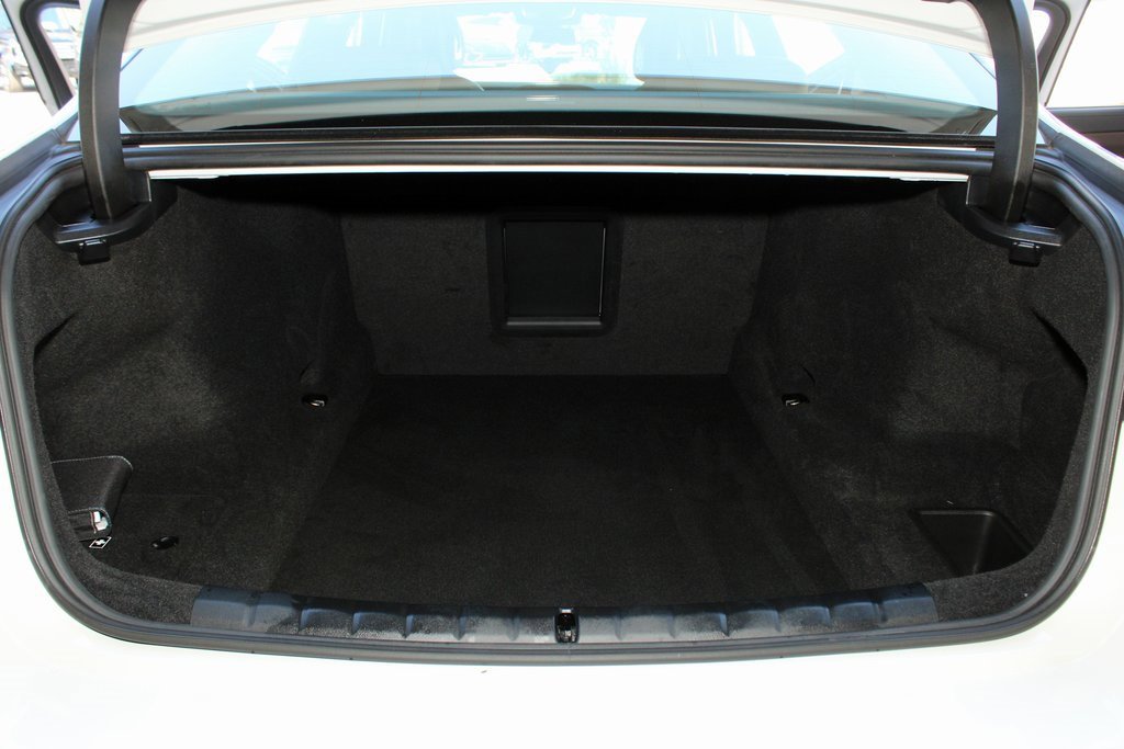 Used 2025 BMW 740i image 31