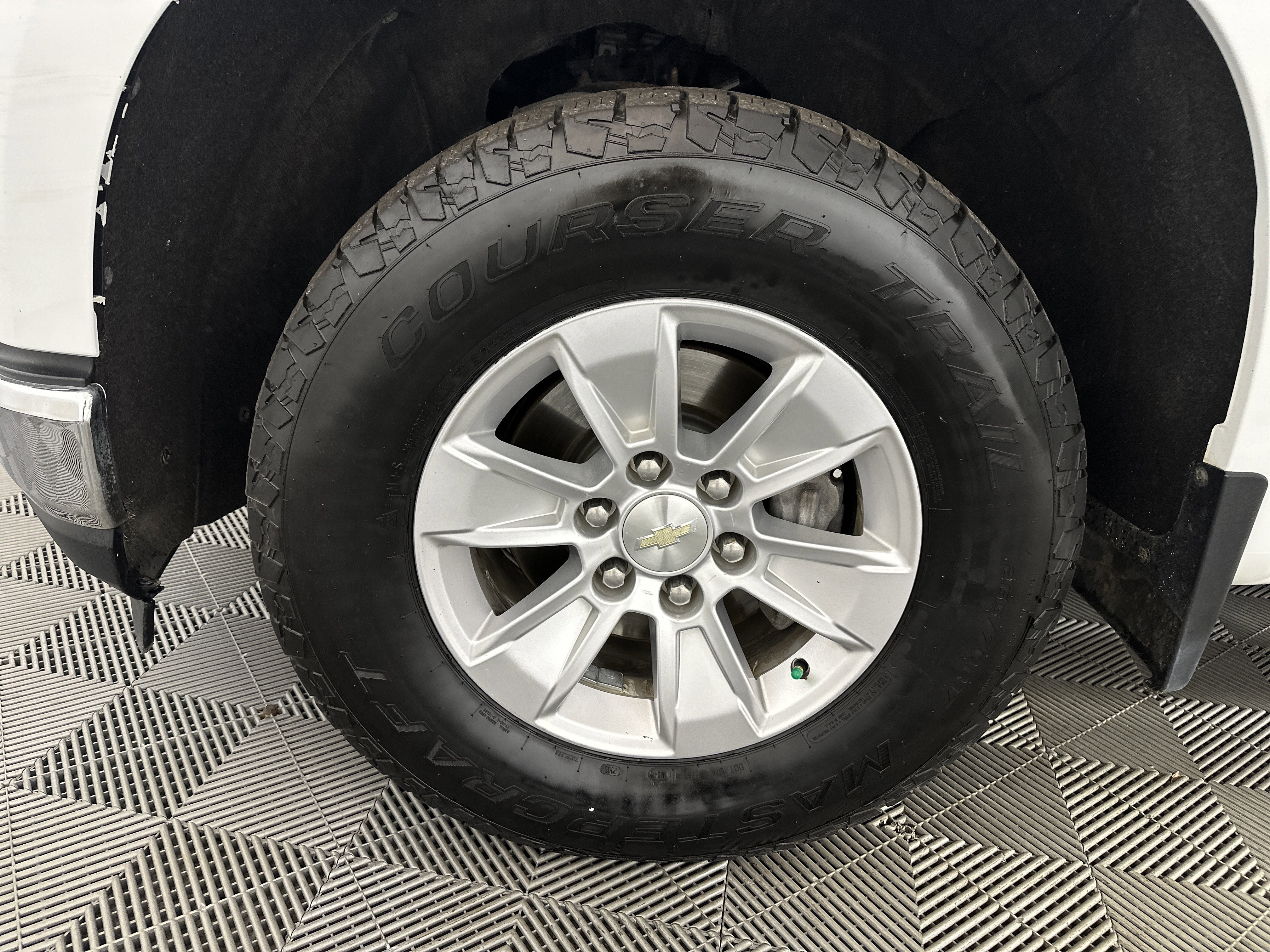 Used 2019 Chevrolet Silverado 1500 LT w/ Bed Protection Package image 13